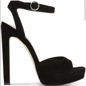 Steve Madden luv platform ankle strapped heels🏷🖤